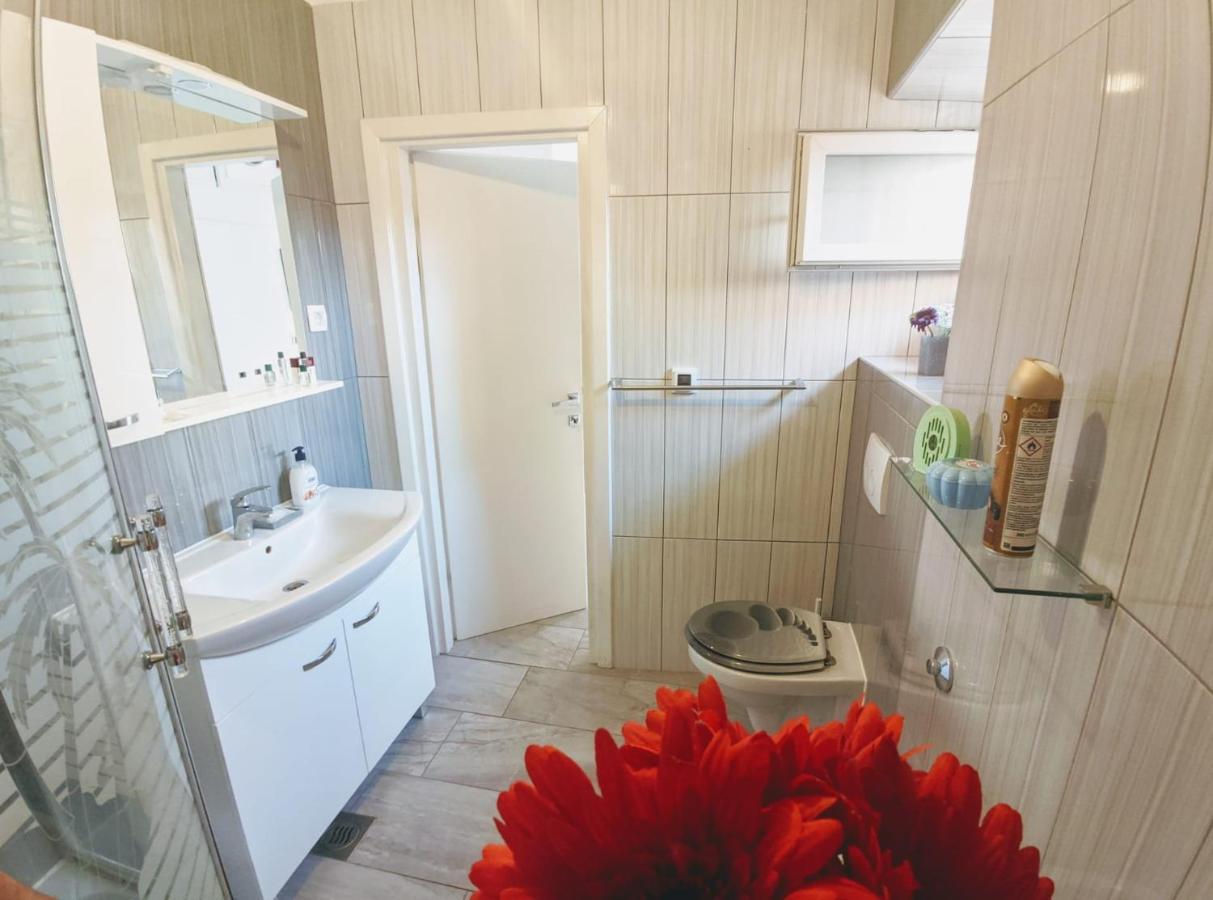 Glorianita Sweethome,Centro, Free Parking,Self Check- In Sibenik Ngoại thất bức ảnh