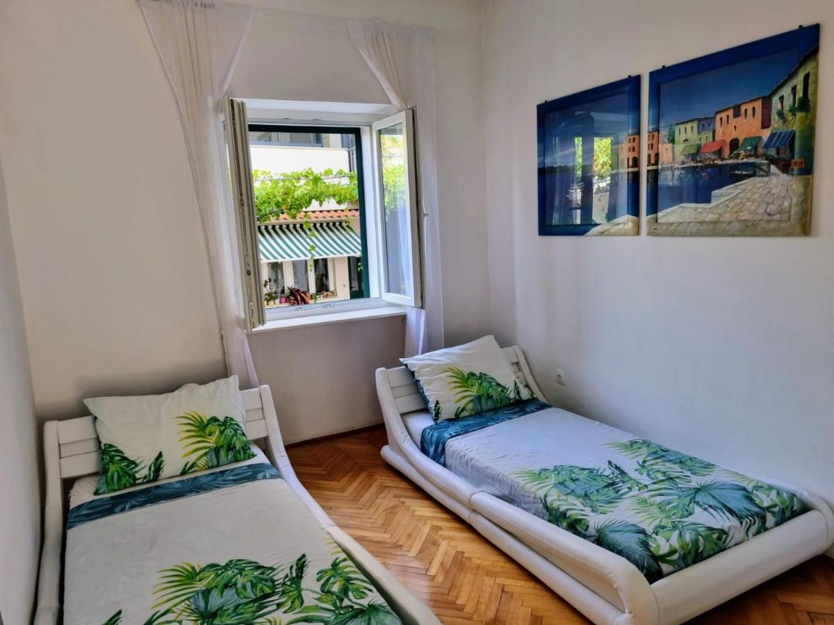 Glorianita Sweethome,Centro, Free Parking,Self Check- In Sibenik Ngoại thất bức ảnh